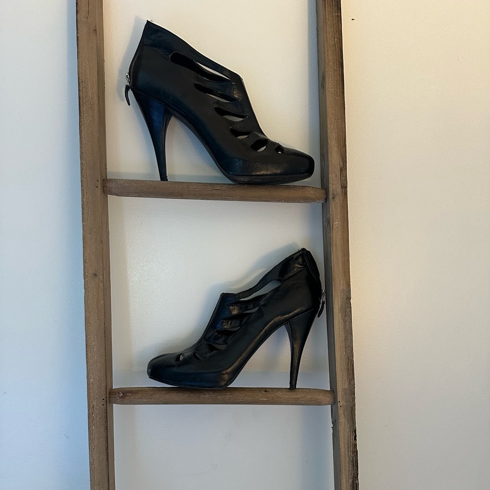 Fabulous Steve Madden stilettos